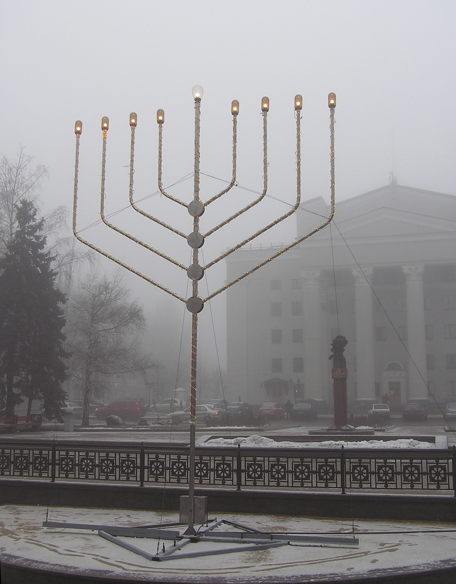 Hanukkah Menora in Donetsk, Ukraine. WIkimedia Commons, courtesy of Andrew Butko.